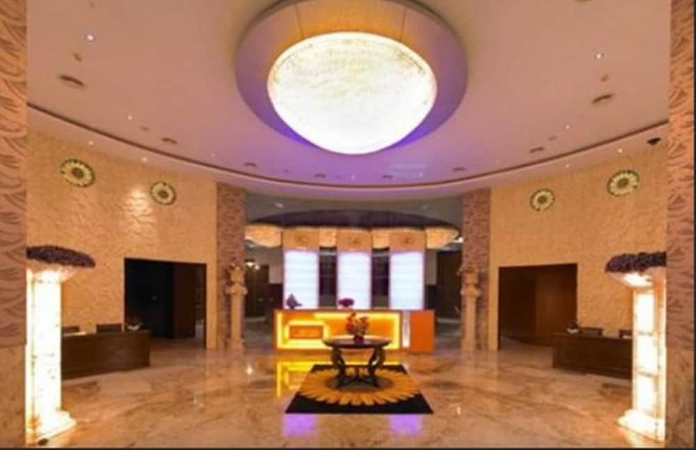 Royal Orchid Central Kireeti Hampi, Hospet Eksteriør billede