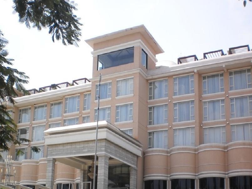 Royal Orchid Central Kireeti Hampi, Hospet Eksteriør billede